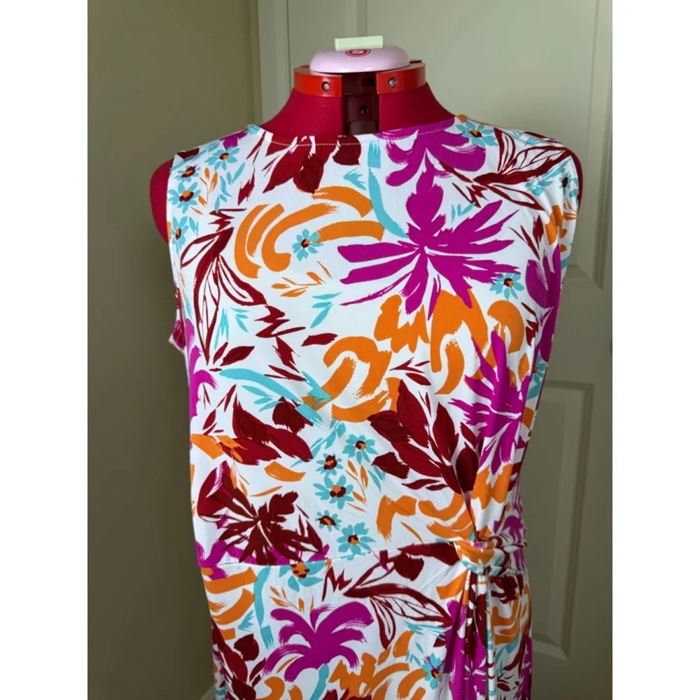 NWOT Women's Maggy London Plus 16W White Floral Fuchsia Sleeveless Midi Dress